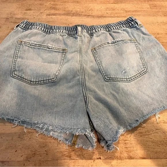 Aerie Daydream Denim Shorts - Picture 3 of 3